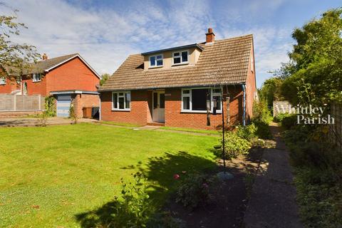 5 bedroom chalet for sale - Long Green, Wortham, Diss