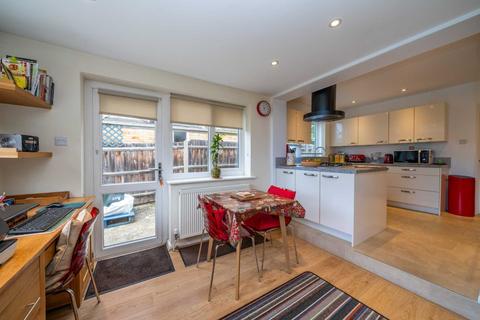 11 Newlyn Close, Bricket Wood, St Albans, AL2 3UP