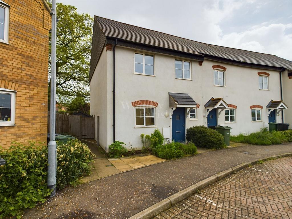 Long Meadow Drive, Diss 3 bed end of terrace house for sale £200,000