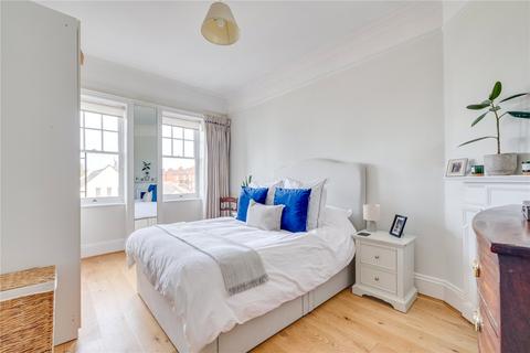 2 bedroom flat for sale, Kings Court Mansions, Parsons Green, London