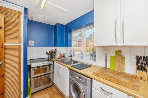 2 bedroom flat for sale - Cliveden Close, Brighton, East Sussex, BN1