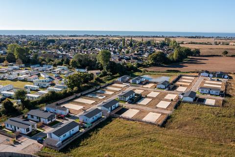 2 bedroom park home for sale, Clacton-on-Sea, Essex, CO16