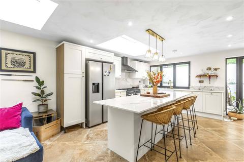 4 bedroom semi-detached house for sale - Knollys Road, London, SW16