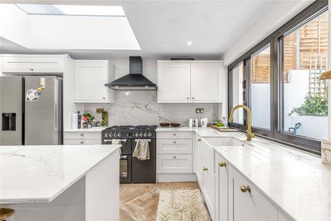 4 bedroom semi-detached house for sale, Knollys Road, London, SW16