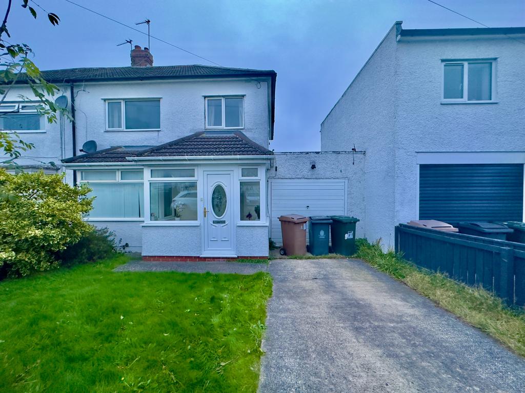 Reynolds Avenue, West Moor, NE12 3 bed semidetached house for sale £