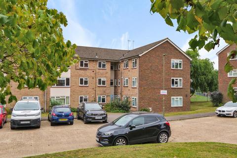 21 Martins Walk, London, N10 1JT