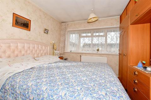 3 bedroom terraced house for sale - Tower Close, Gravesend, Kent