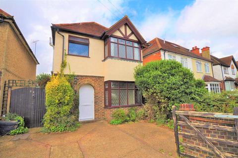 6 bedroom detached house to rent, Beckingham Road, Guildford, Surrey, GU2