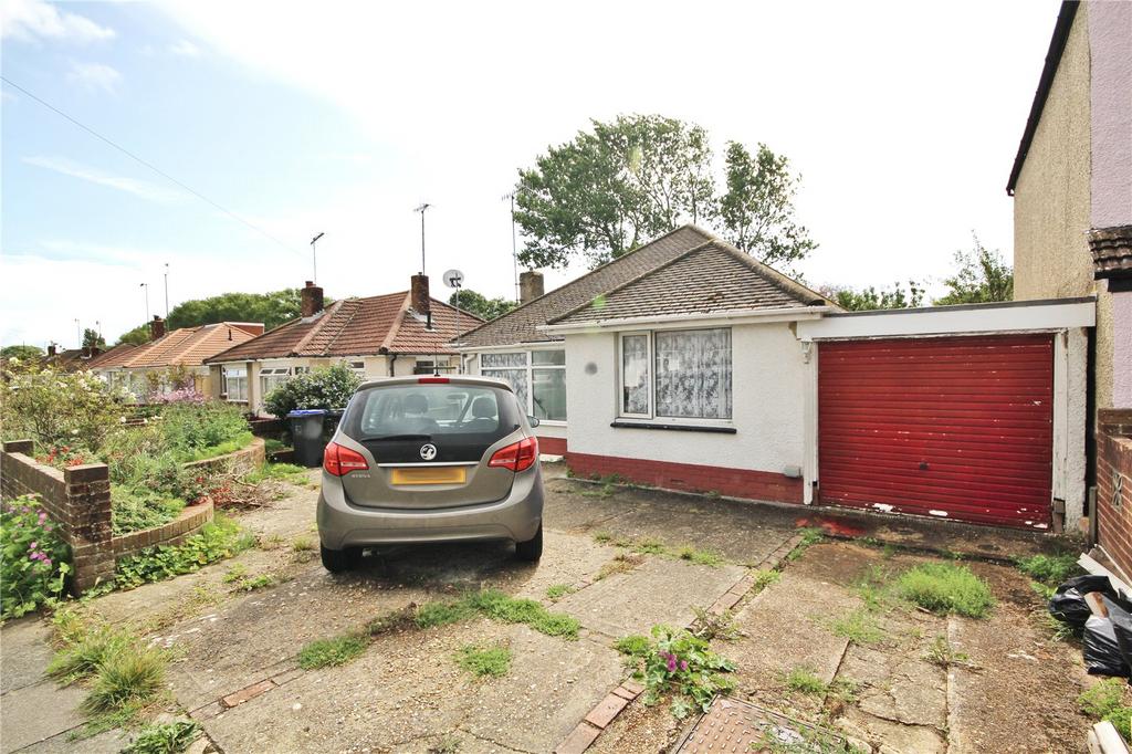 North Farm Road, Lancing, West Sussex, BN15 3 bed bungalow £1,850 pcm