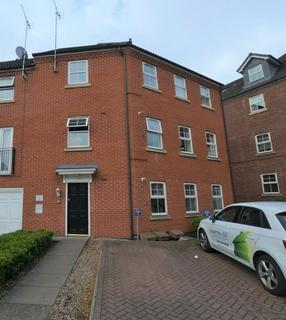 2 bedroom flat for sale - Montvale Gardens, Leicester, Leicestershire, LE4 0BL