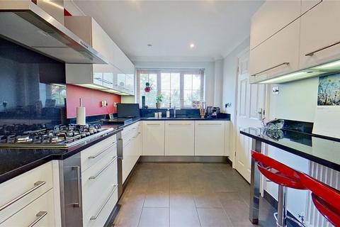 3 bedroom detached house for sale, Steepdown Road, Sompting, Lancing, West Sussex, BN15