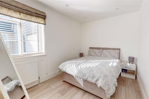 18 Lancing Park, Lancing, BN15 8RE