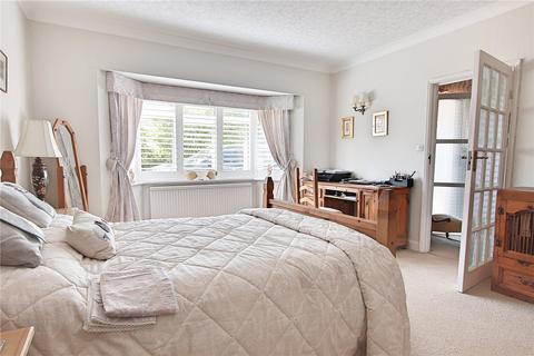 16 Broadmark Way, Rustington, Littlehampton, BN16 2EY