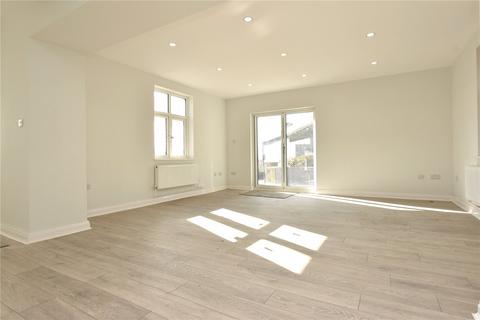 3 bedroom end of terrace house for sale, Woodhead Road, Tintwistle, Glossop, Derbyshire, SK13