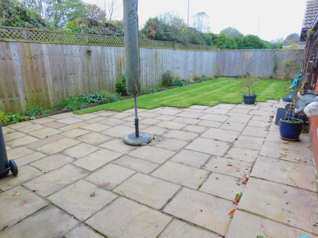 10 Atkinson grove (23)
