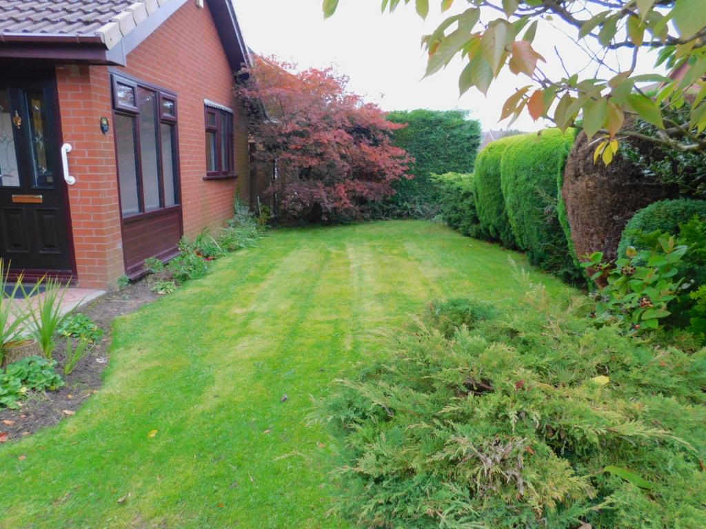 10 Atkinson grove (4)