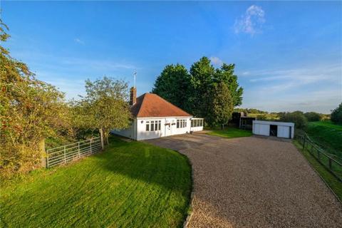 3 bedroom bungalow for sale - Spalding Road, Bourne, Peterborough, Peterborough, PE10 0BA