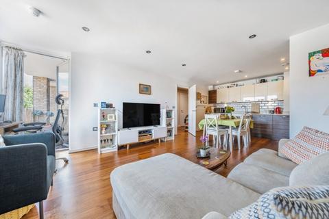 2 bedroom apartment to rent - Boyson Road London SE17