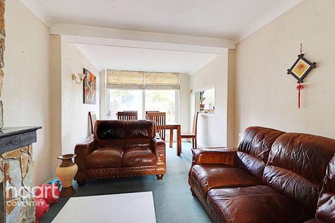3 bedroom end of terrace house for sale, Lincroft Crescent, Coventry