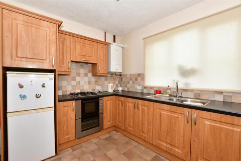 19 Central Drive, Hornchurch, RM12 6AR