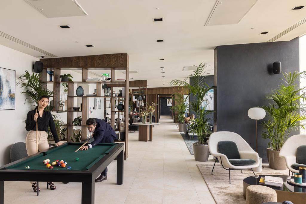 Club Lounge 9.jpg