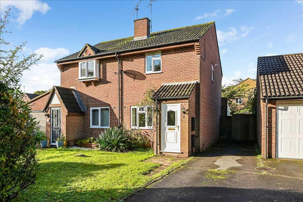 The Pastures, Titchfield Common 2 bed semidetached house for sale £