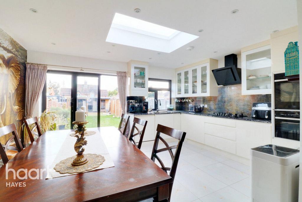 Hayes End Drive, Hayes 3 bed semidetached house for sale £575,000