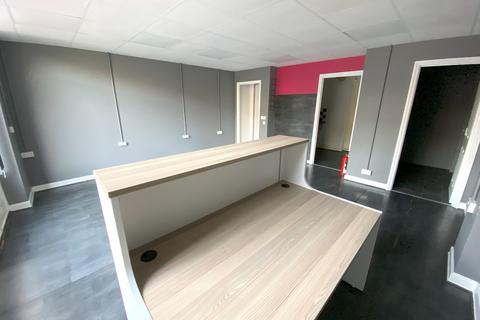 Shop to rent - Woolsey House, Boston, PE21