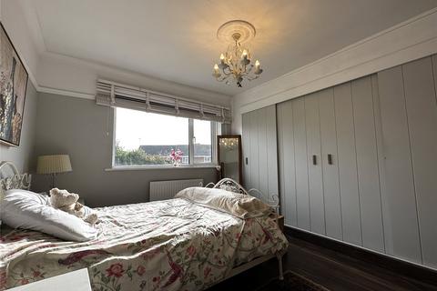 7 Armscroft Place, Gloucester, GL2 0SW