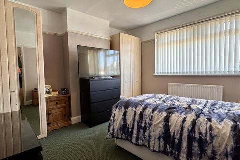 7 Armscroft Place, Gloucester, GL2 0SW