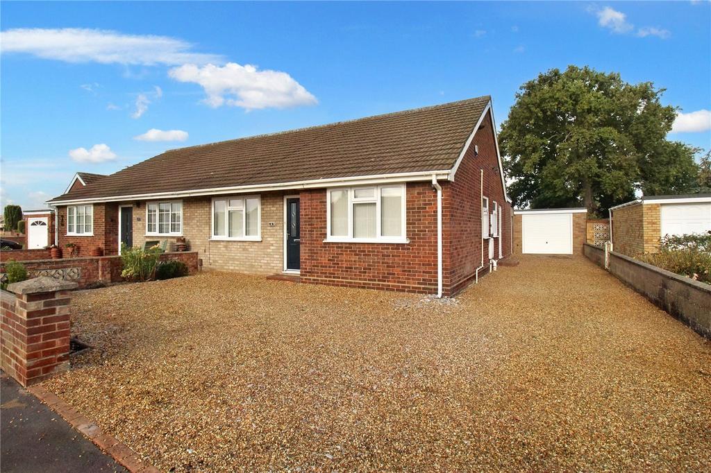 Raymond Road, Hellesdon, Norwich, Norfolk, NR6 3 bed bungalow for sale