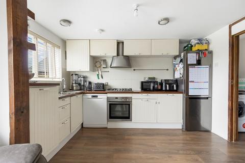 3 bedroom maisonette for sale, Hadley Road, Barnet, EN5