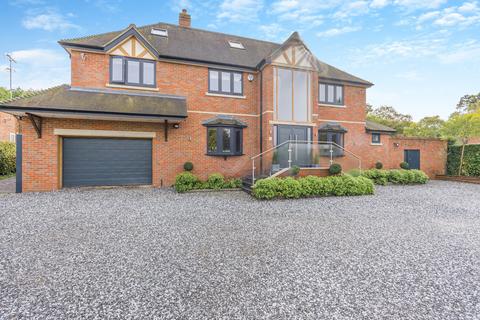 6 bedroom detached house for sale, Little Orchard, Winchmore Hill