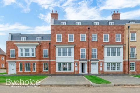 4 bedroom townhouse for sale, Abbots Gate, Bury St Edmunds