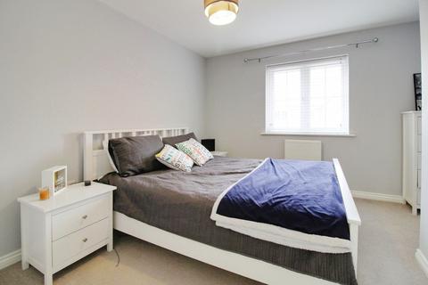 71 Blain Place, Royal Wootton Bassett, Swindon, SN4 8FF