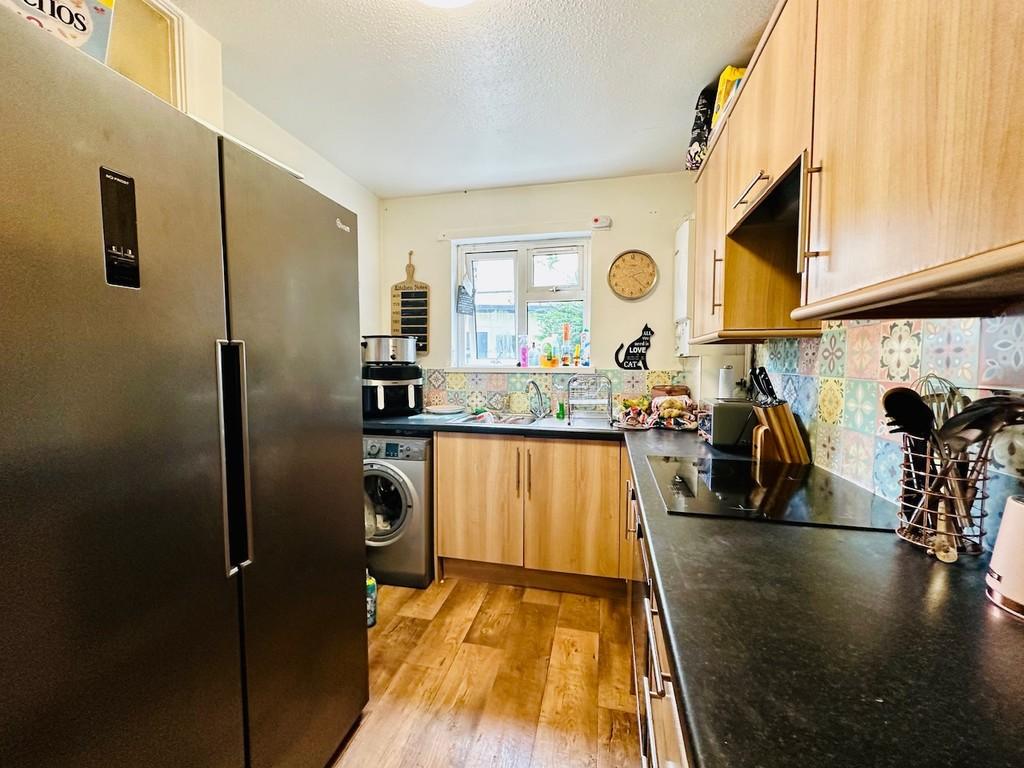 Packington Street, Stoke, Plymouth 2 bed ground floor flat for sale £