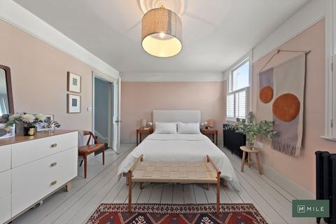69 Waldo Road, London, NW10 6AU