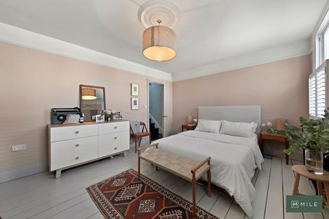 69 Waldo Road, London, NW10 6AU