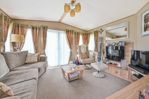 2 bedroom mobile home for sale - Edgeley Park, Farley Green, Guildford, GU5
