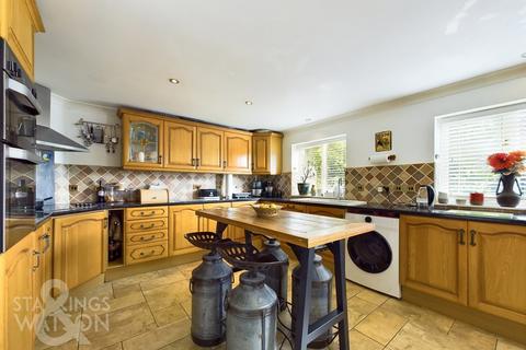 3 bedroom barn conversion for sale, Mill Road, Topcroft, Bungay