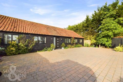 3 bedroom barn conversion for sale, Mill Road, Topcroft, Bungay