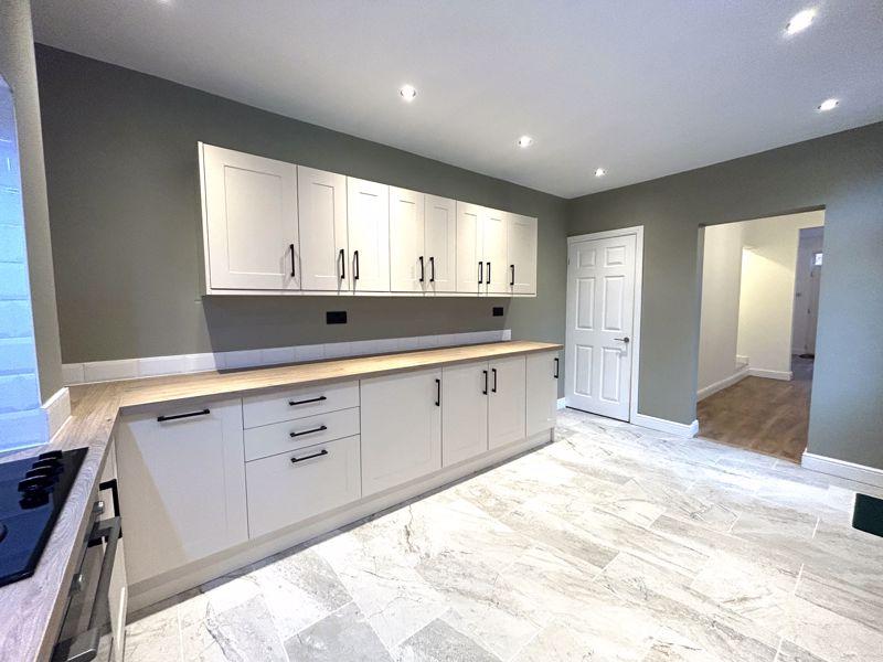 Peter Street, Rhosllanerchrugog, Wrexham 3 bed detached house for sale £205,800