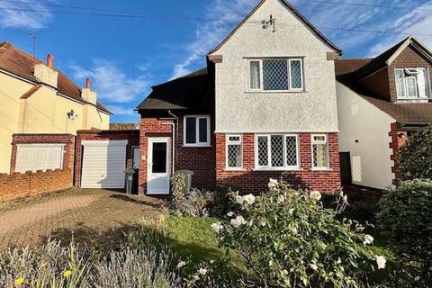 3 bedroom detached house for sale, Henville Road, Bromley