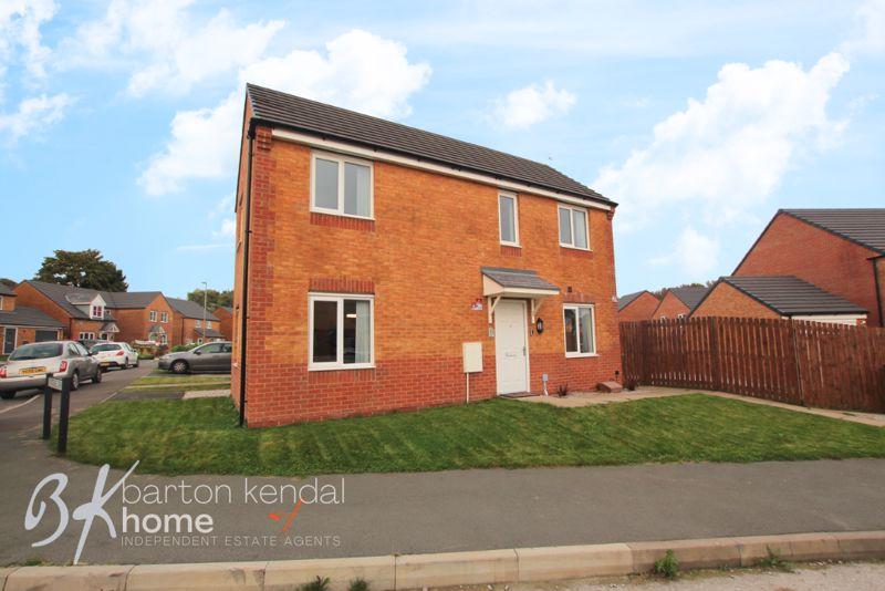 11 Constable Drive, Rochdale OL11 2AS 3 bed semidetached house £205,000
