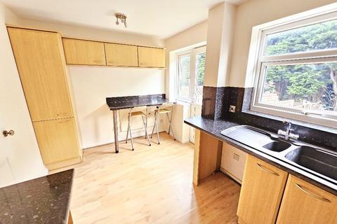 42 Chaucer Close, Birmingham, B23 7SZ