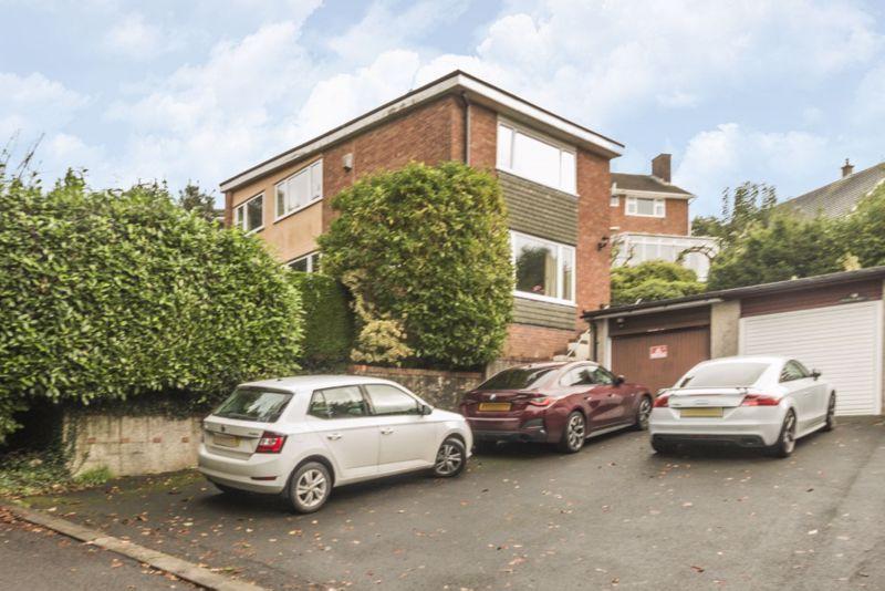 Crown Road, Cwmbran 3 bed detached house for sale £300,000