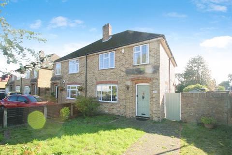 3 bedroom semi-detached house to rent, Northwood Road, Uxbridge