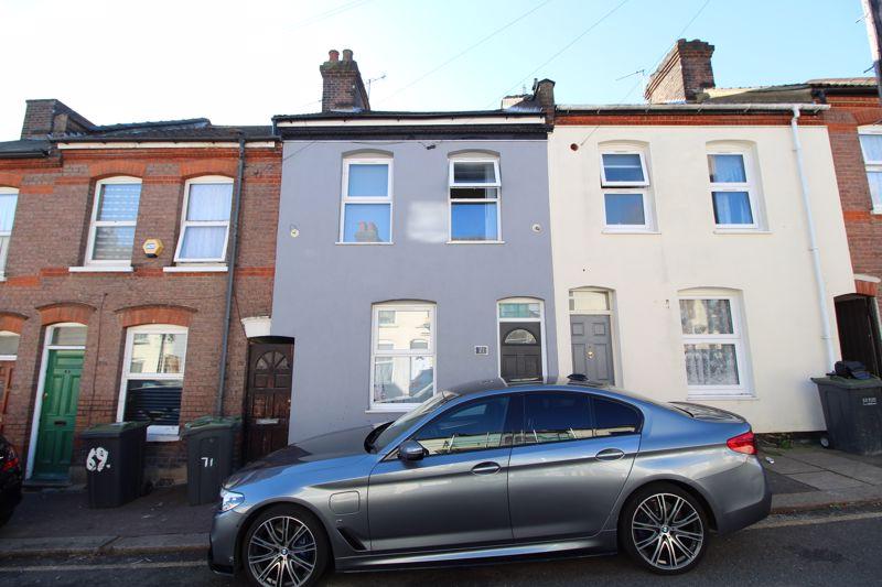 Hampton Road, Luton 3 bed terraced house for sale £275,000