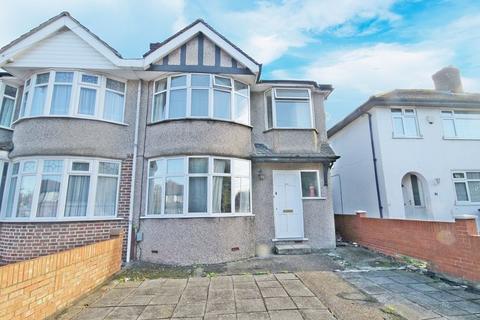 89 Middleton Avenue, Greenford, UB6 8BW