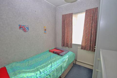 16 Ravenor Park Road, Greenford, UB6 9QX